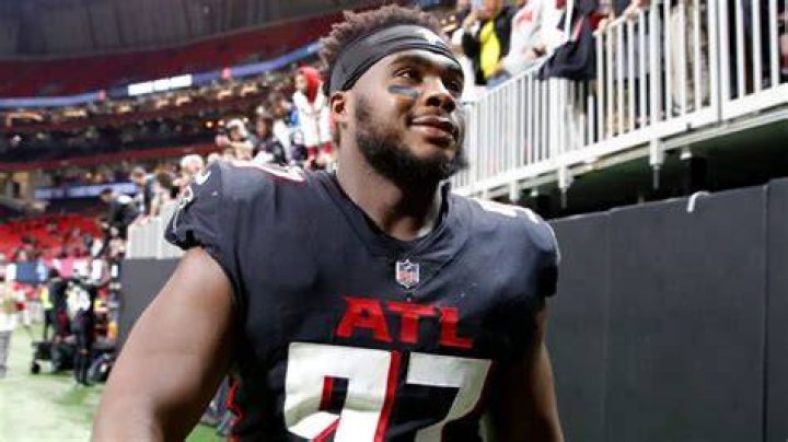 Grady Jarrett contract, salary and net worth explored 1 1363703022