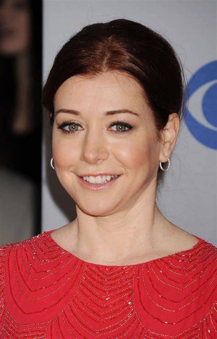 Alyson Hannigan Biography