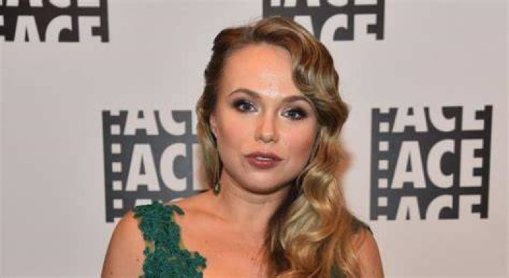 Amanda Fuller Bra Size, Age, Weight, Height, Measurements
