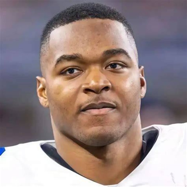 Amari Cooper age, height, ethnicity, family, college, 40 time, draft, trade, net worth, Instagram 1 Amari Cooper age height ethnicity family college 40 time draft trade net worth Instagram