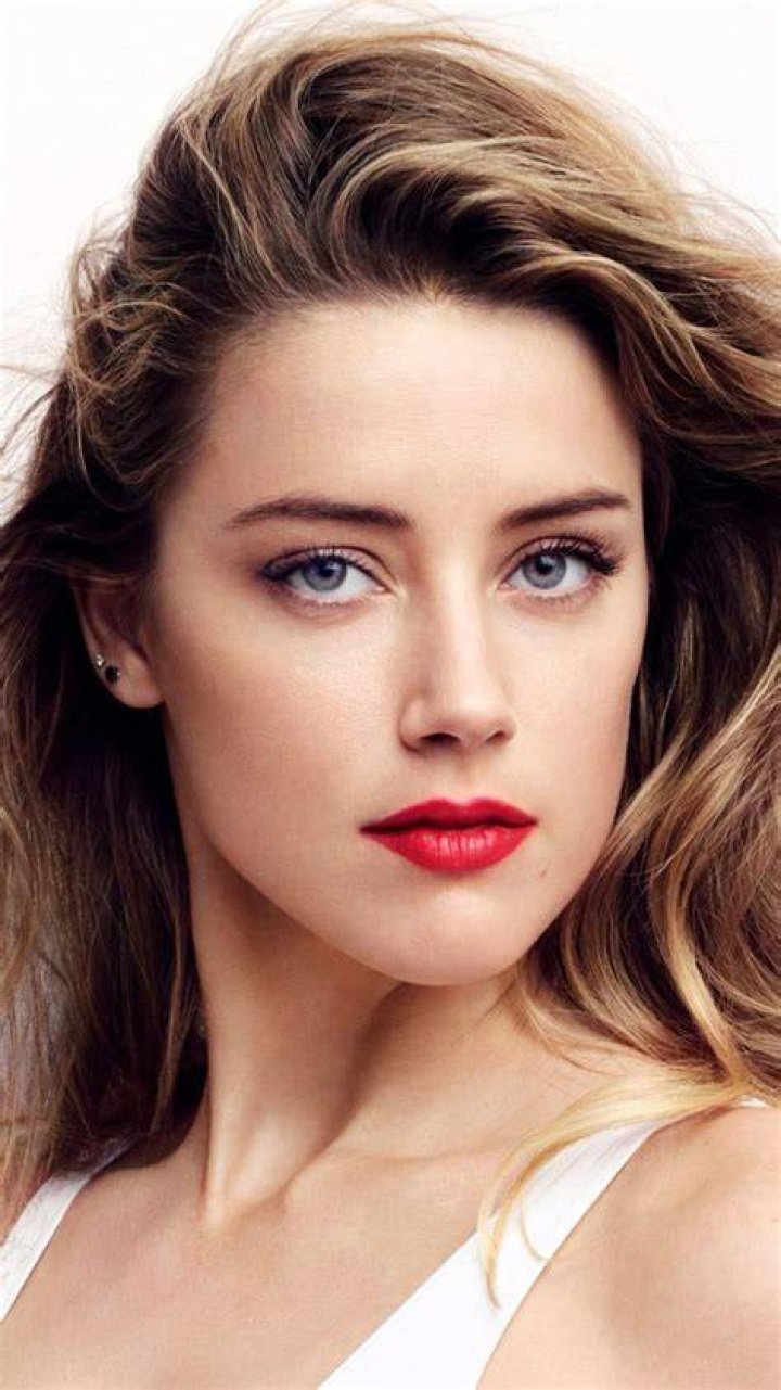 Where is Amber Heard now? Does Amber Heard live at Yucca Valley? 1 Amber Laura Heard