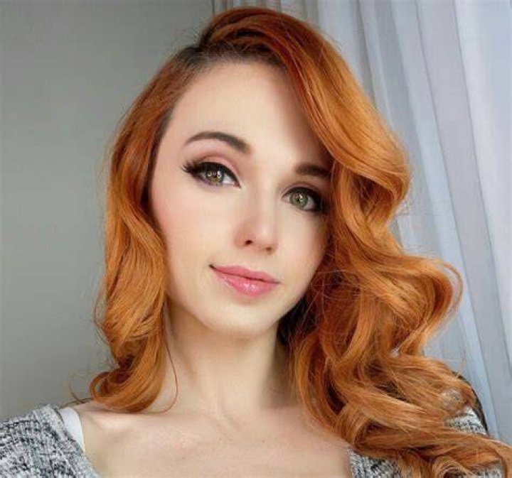Amouranth Body Measurement Statistics