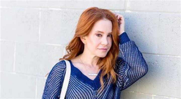 Amy Davidson Bra Size, Age, Weight, Height, Measurements