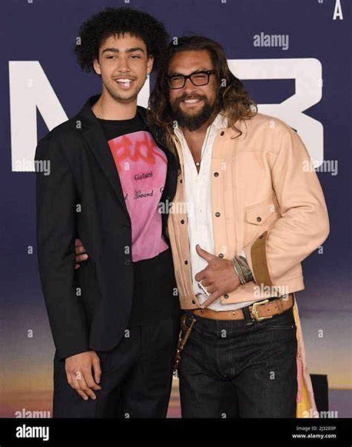 Archie Madekwe with Jason Momoa Archie Madekwe with Jason Momoa