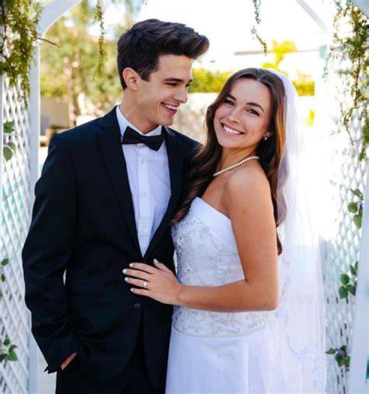 Brent Rivera Girlfriend celebzbiography.com