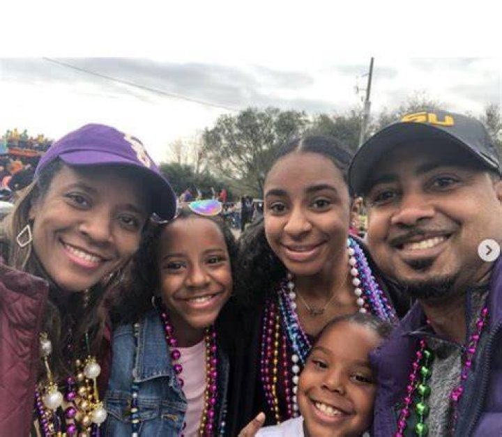 Camryn Jones with her parents and sisters Camryn Jones with her parents and sisters