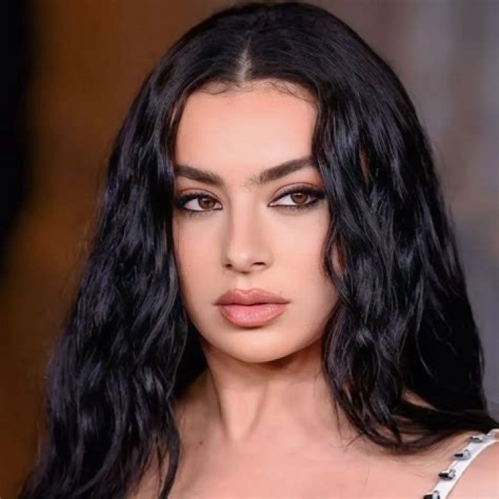 Charli XCX Biography
