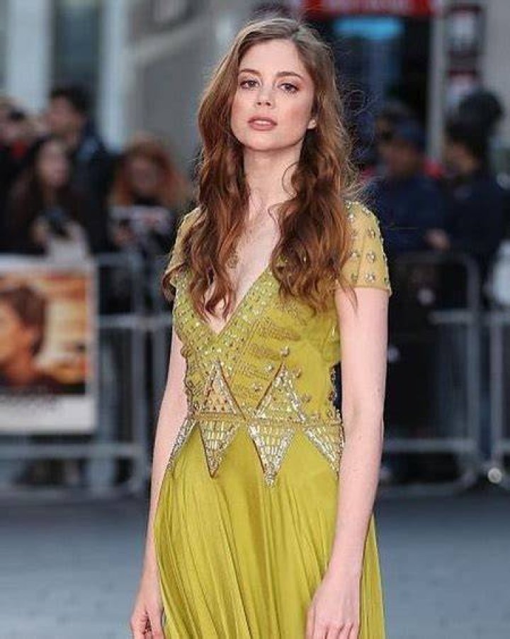 Charlotte Hope Body Measurements Stats