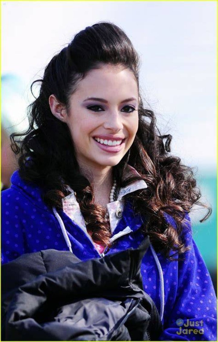Chloe Bridges as Donna LaDonna in The Carrie Diaries