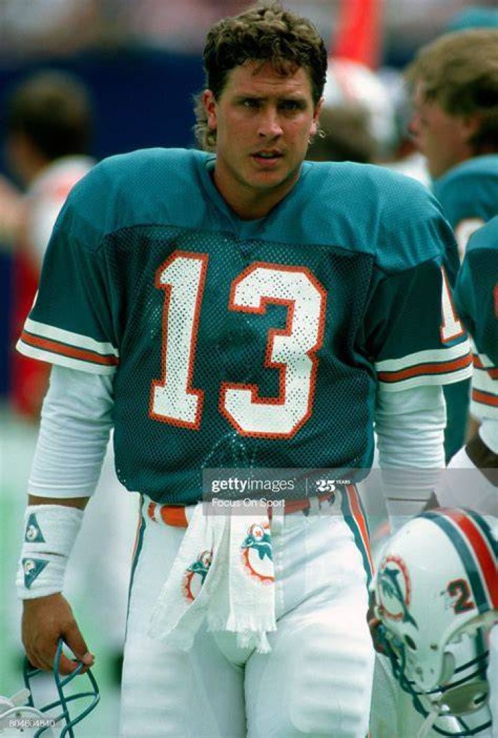Who is Dan Marino's secret daughter Chloe Savattere? 1 Dan Marino