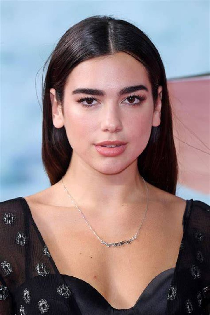 Dua Lipa Biography