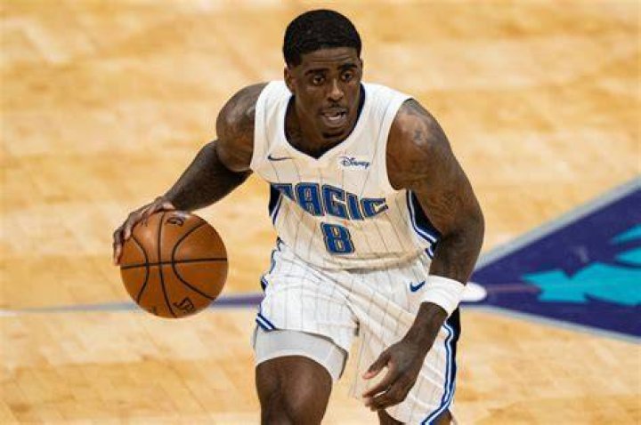 Dwayne Bacon