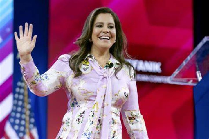 Elise Stefanik parents: Ken Stefanik, Melanie Stefanik 1 Elise Stefanik