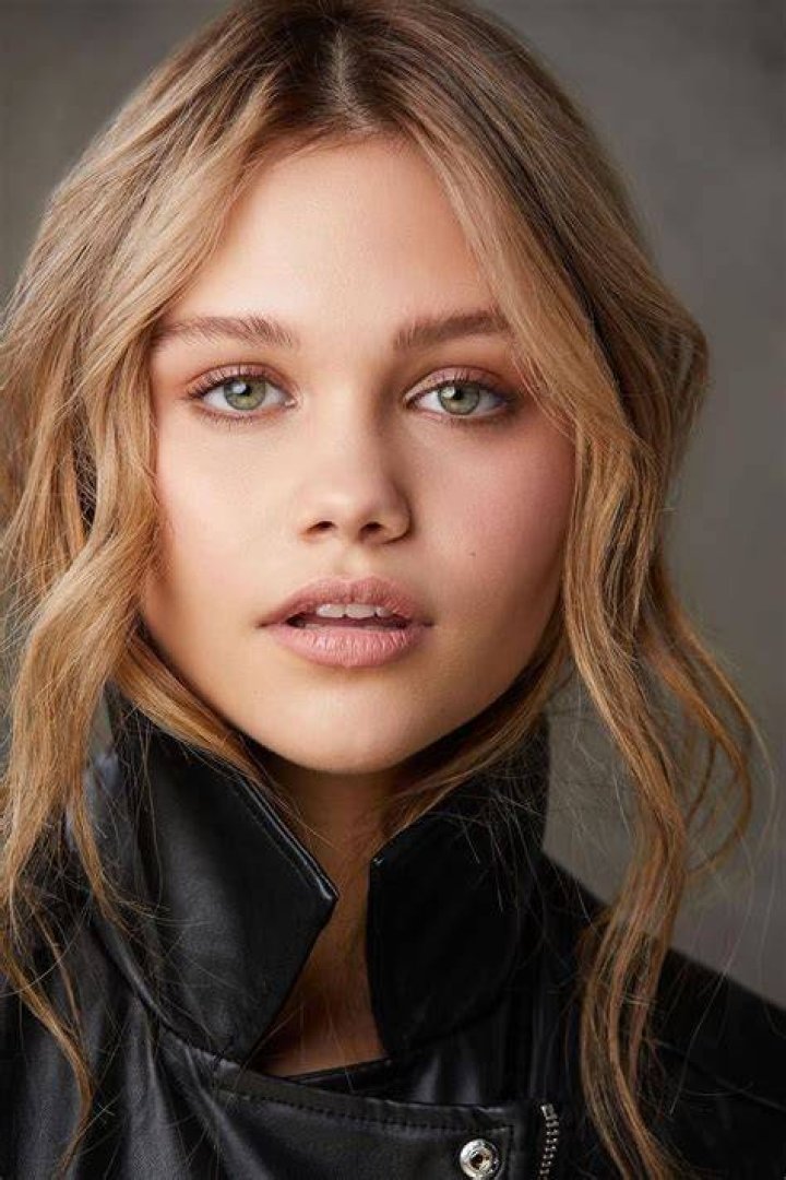 Erin Robinson Erin Robinson