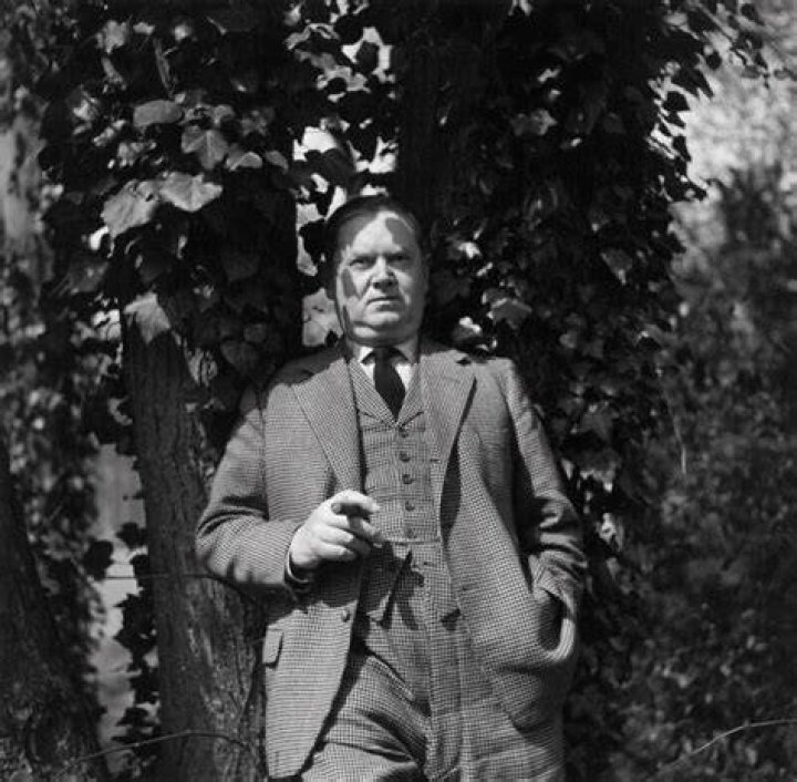 Evelyn Waugh Evelyn Waugh