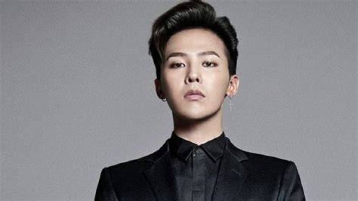G-Dragon Height Weight Stats