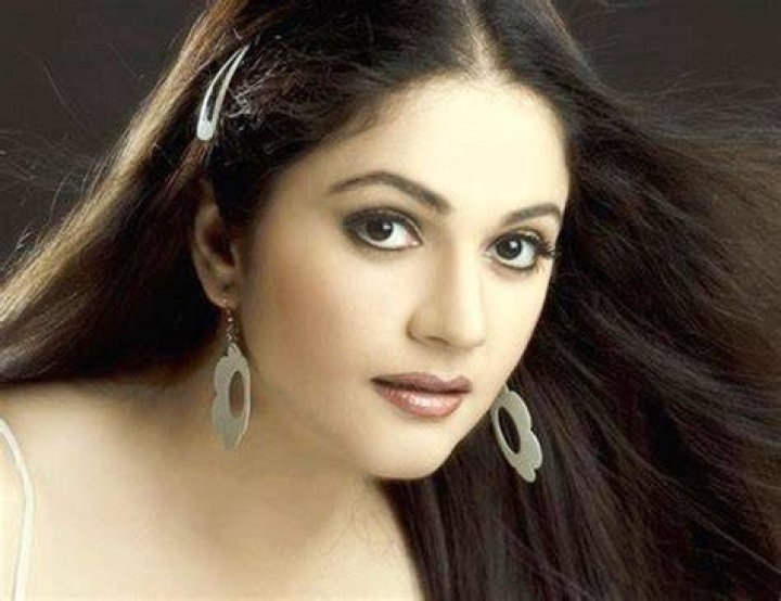 Gracy Singh Bra Size, Age, Weight, Height, Measurements