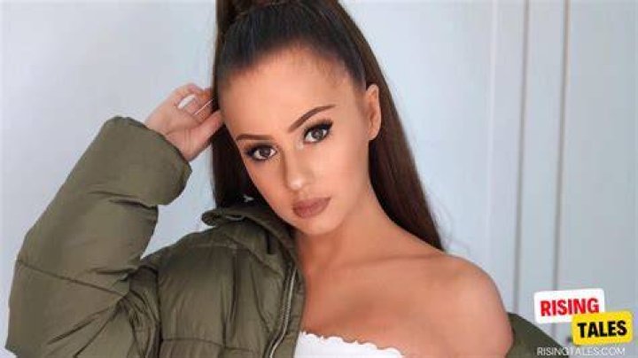 Holly H Biography