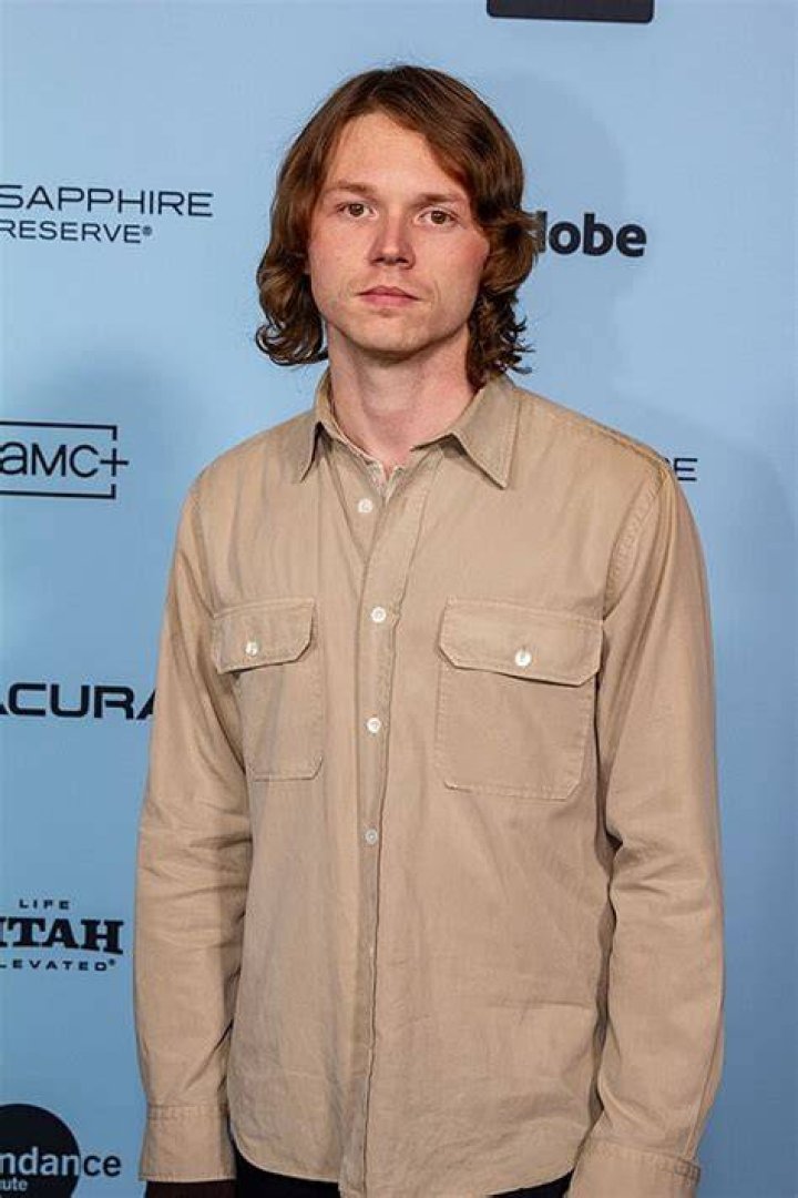 Jack Kilmer as as Jesse in Hala