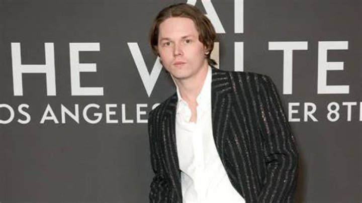 Jack Kilmer in Detective Knight Independence