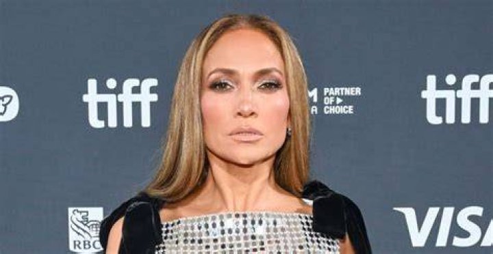 Jennifer Lopez Bra Size, Age, Weight, Height, Measurements