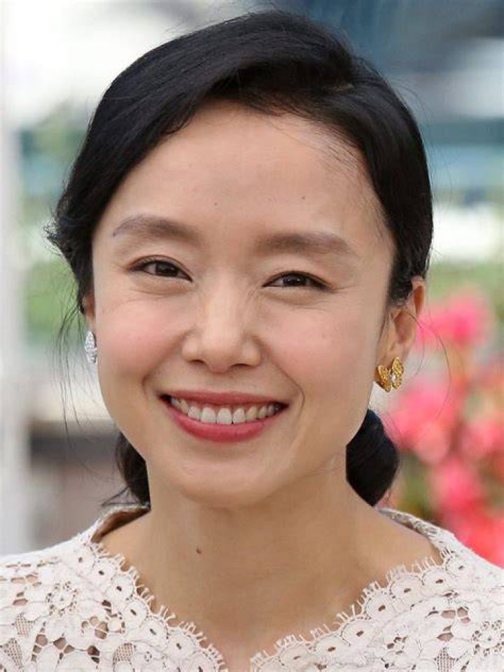 Jeon Do yeon as Nam Haeng-Seon in Crash Course in Romance Jeon Do yeon as Nam Haeng-Seon in Crash Course in Romance