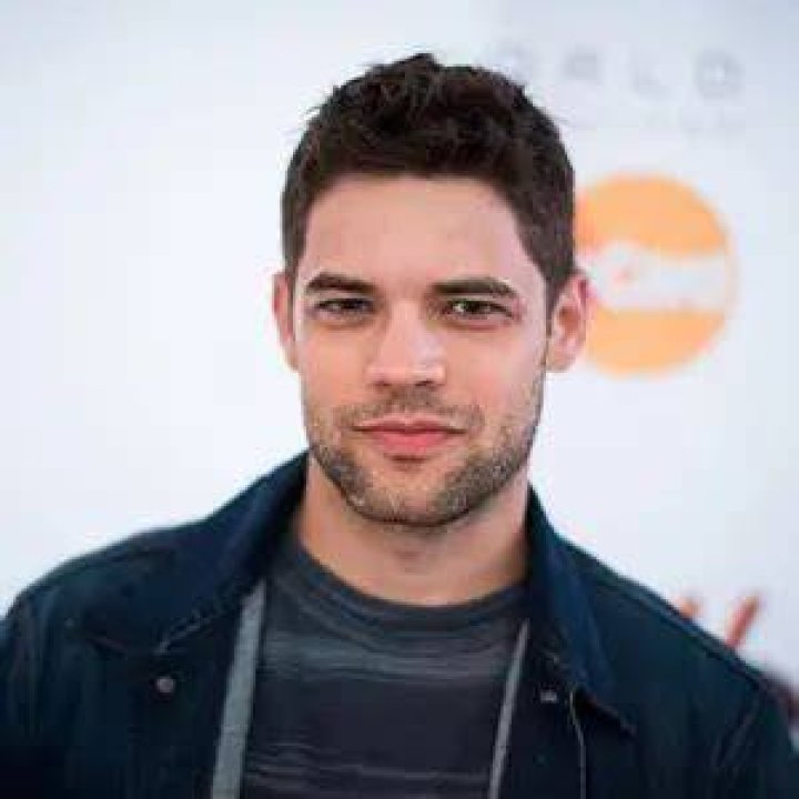 Jeremy Jordan Net Worth