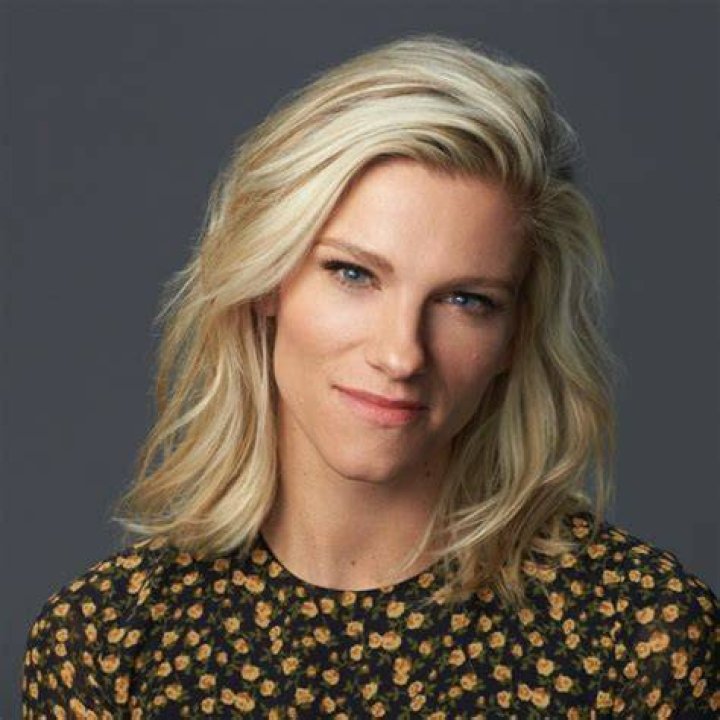 Lindsay Shookus Lindsay Shookus