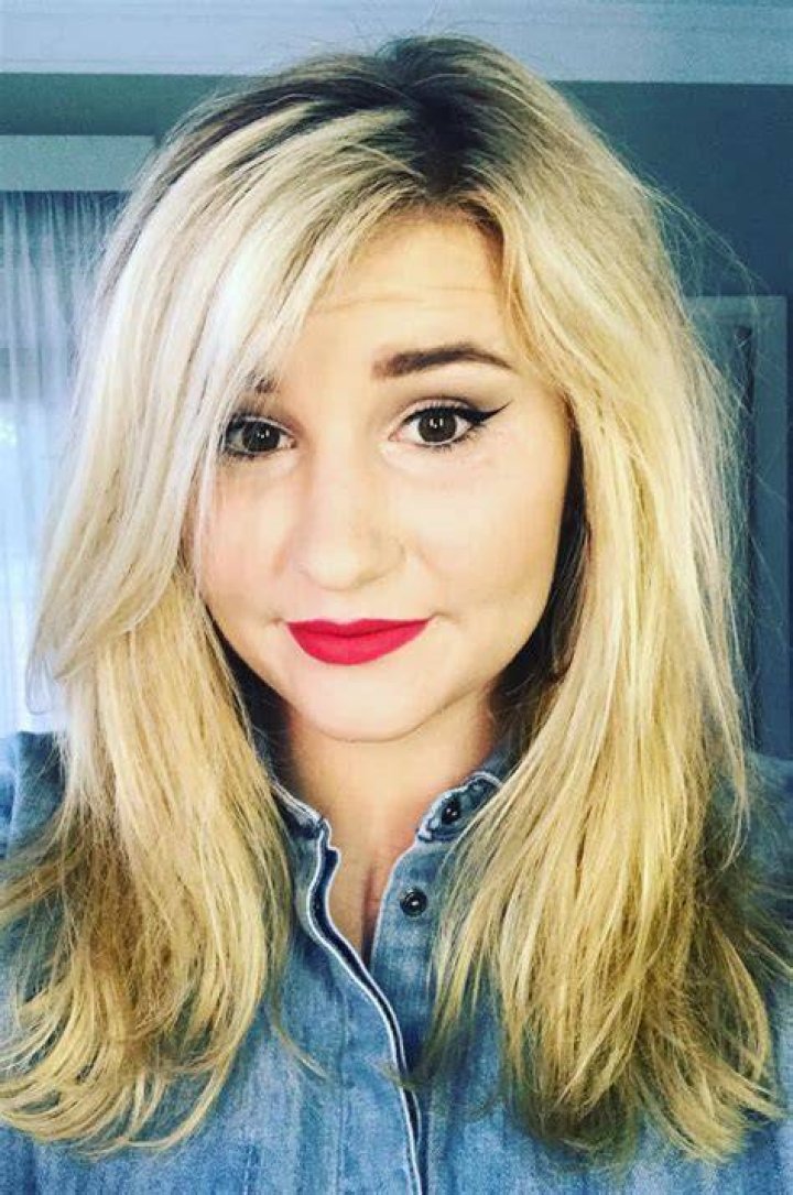 Little Kelly Biography