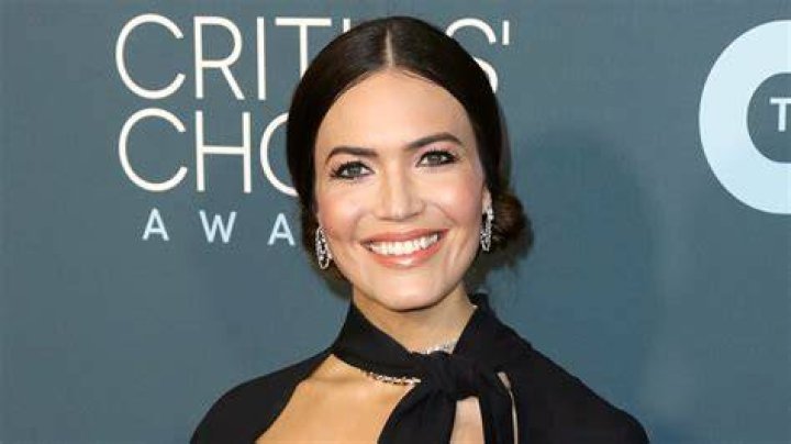 Mandy Moore Bra Size, Age, Weight, Height, Measurements