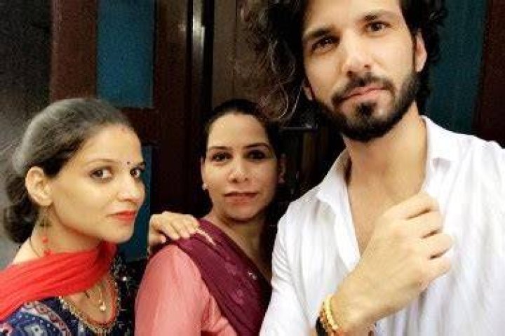 Mohit Chhikara Sisters celebzbiography.com