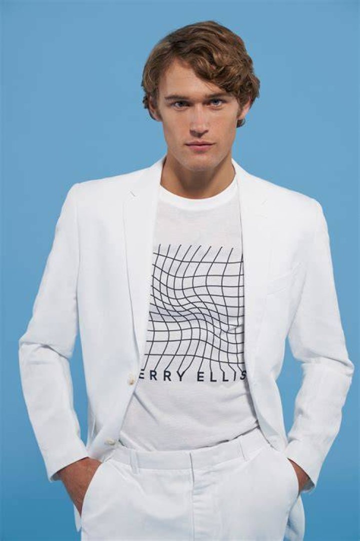 Perry Ellis Perry Ellis