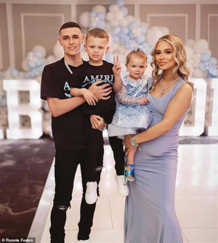 Phil Foden girlfriend: Who is Rebecca Cooke? Age, parents, profession, Instagram 1 Phil and Rebecca Foden