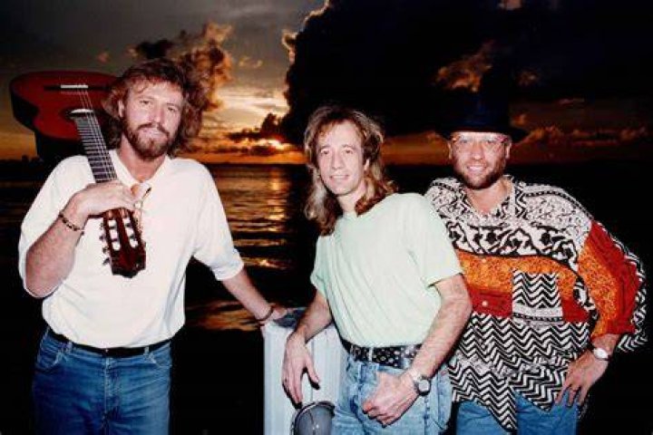 Robin Gibb Biography