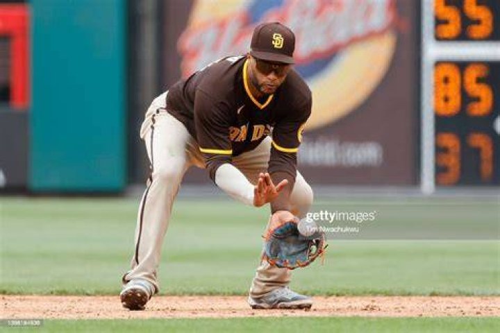 robinson cano padres 1024x683 1