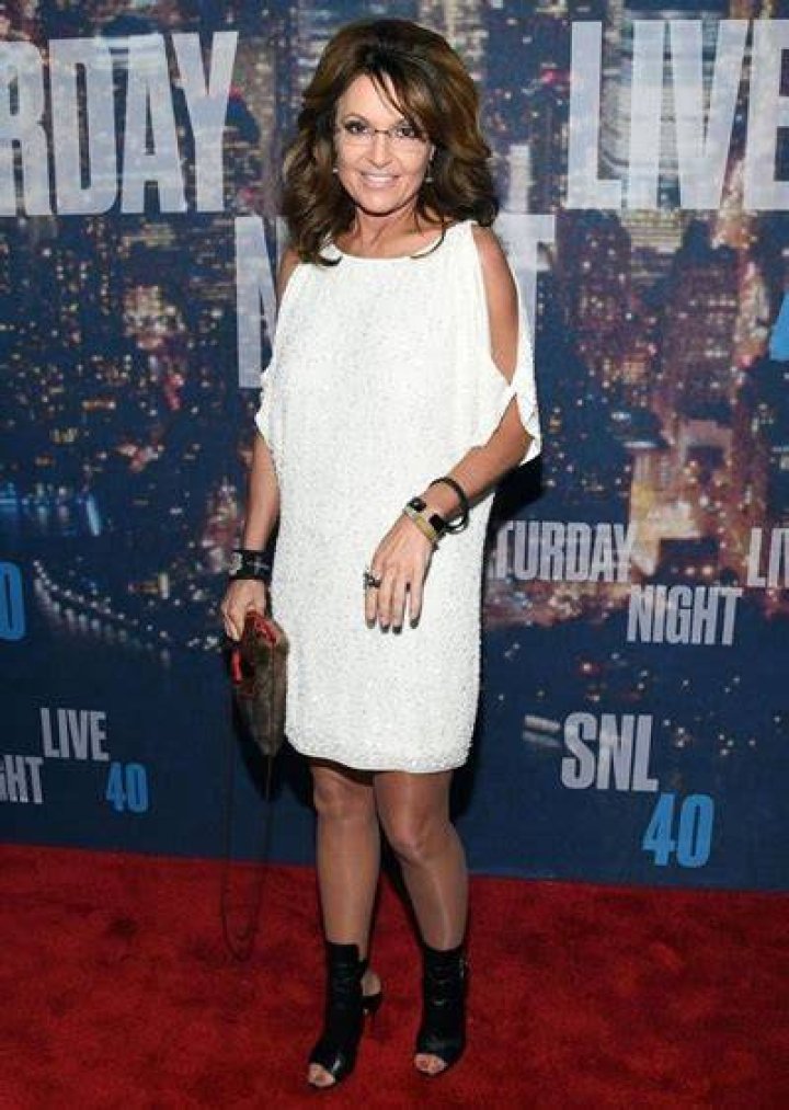 Sarah Palin Height Weight Body Shape