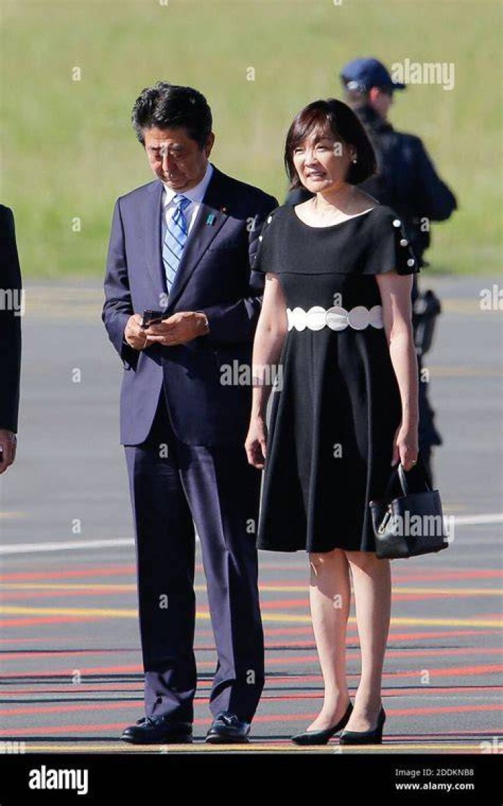 Shinzo Abe wife Akie Abe