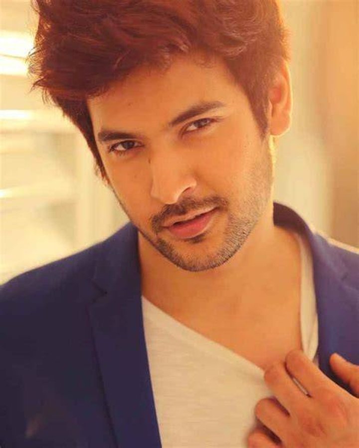 Shivin Narang Net Worth