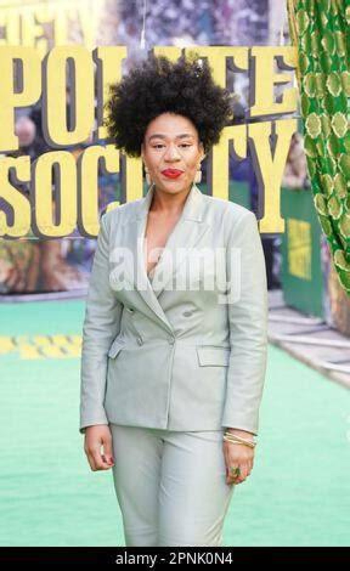 Shona Babayemi with Polite People cast Shona Babayemi with Polite People cast
