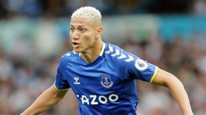Richarlison children: Does Richarlison have a daughter? 1 skysports richarlison everton 5491905