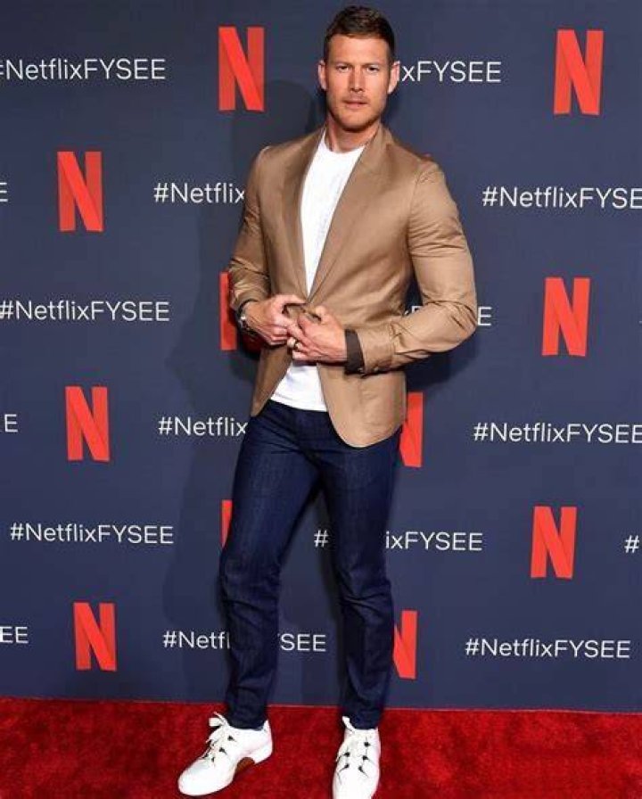 Tom Hopper Net Worth