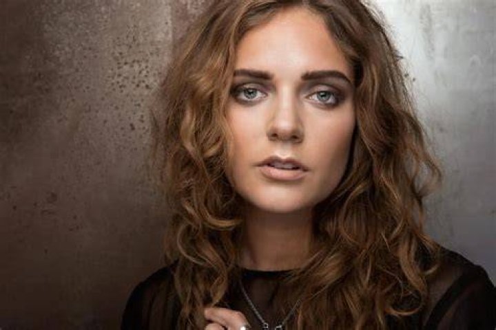 Tove Lo Biography